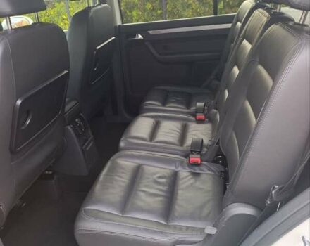 Белый Фольксваген Туран, объемом двигателя 1.4 л и пробегом 182 тыс. км за 8400 $, фото 54 на Automoto.ua