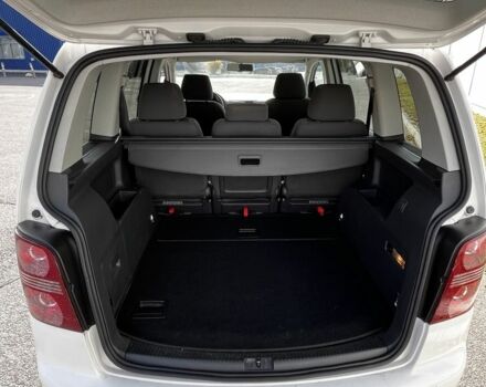 Білий Фольксваген Туран, об'ємом двигуна 1.4 л та пробігом 197 тис. км за 6300 $, фото 19 на Automoto.ua