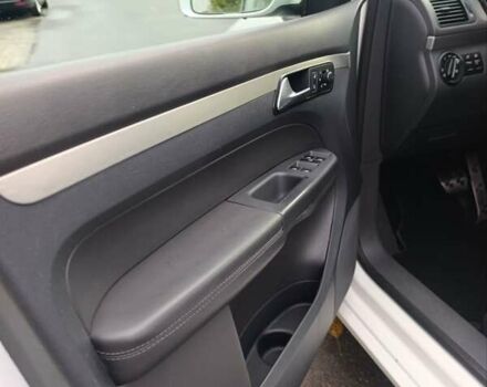 Белый Фольксваген Туран, объемом двигателя 1.4 л и пробегом 182 тыс. км за 8400 $, фото 65 на Automoto.ua