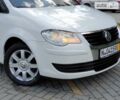 Белый Фольксваген Туран, объемом двигателя 1.9 л и пробегом 275 тыс. км за 10799 $, фото 6 на Automoto.ua