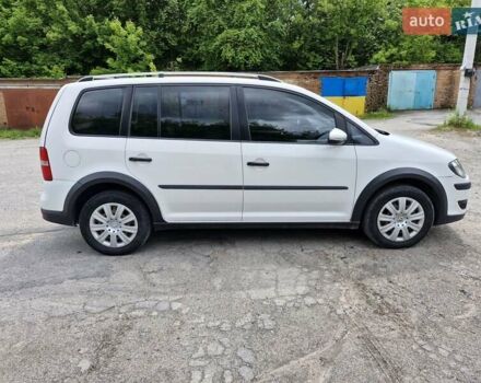 Белый Фольксваген Туран, объемом двигателя 1.39 л и пробегом 408 тыс. км за 5699 $, фото 10 на Automoto.ua