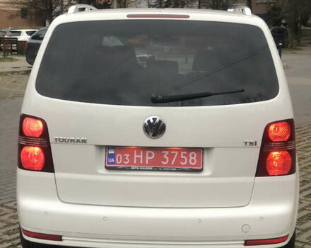 Білий Фольксваген Туран, об'ємом двигуна 1.4 л та пробігом 230 тис. км за 7000 $, фото 4 на Automoto.ua