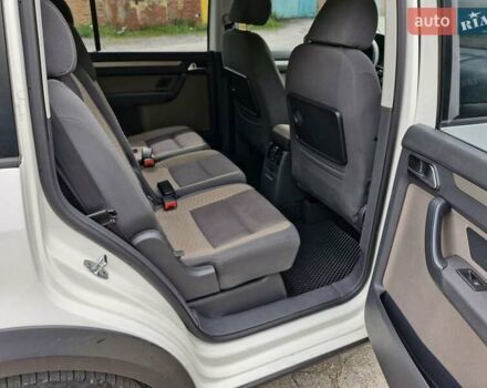 Белый Фольксваген Туран, объемом двигателя 1.39 л и пробегом 408 тыс. км за 5699 $, фото 15 на Automoto.ua