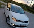 Білий Фольксваген Туран, об'ємом двигуна 2 л та пробігом 298 тис. км за 9400 $, фото 1 на Automoto.ua
