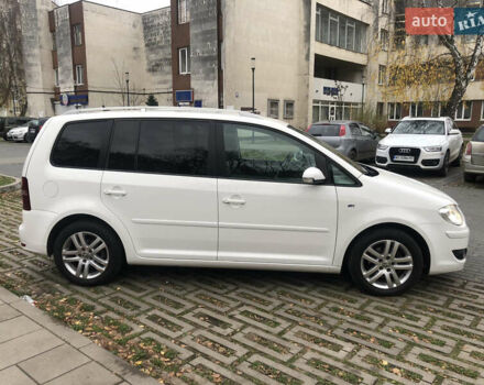 Білий Фольксваген Туран, об'ємом двигуна 1.4 л та пробігом 230 тис. км за 7000 $, фото 2 на Automoto.ua