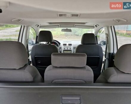 Белый Фольксваген Туран, объемом двигателя 1.39 л и пробегом 408 тыс. км за 5699 $, фото 26 на Automoto.ua