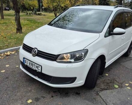 Білий Фольксваген Туран, об'ємом двигуна 1.4 л та пробігом 285 тис. км за 6000 $, фото 1 на Automoto.ua