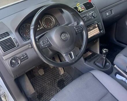 Білий Фольксваген Туран, об'ємом двигуна 1.4 л та пробігом 198 тис. км за 9199 $, фото 11 на Automoto.ua