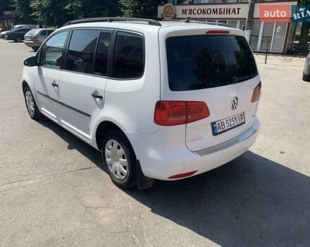 Білий Фольксваген Туран, об'ємом двигуна 1.6 л та пробігом 324 тис. км за 10000 $, фото 1 на Automoto.ua