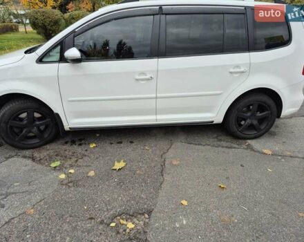 Білий Фольксваген Туран, об'ємом двигуна 1.4 л та пробігом 285 тис. км за 6000 $, фото 2 на Automoto.ua