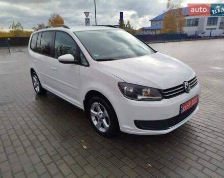 Білий Фольксваген Туран, об'ємом двигуна 1.4 л та пробігом 238 тис. км за 8800 $, фото 10 на Automoto.ua