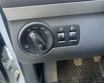 Білий Фольксваген Туран, об'ємом двигуна 1.4 л та пробігом 198 тис. км за 9199 $, фото 10 на Automoto.ua