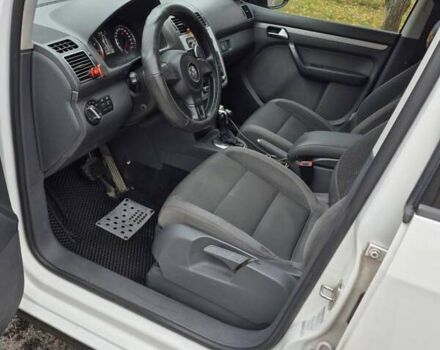 Білий Фольксваген Туран, об'ємом двигуна 1.4 л та пробігом 285 тис. км за 6000 $, фото 9 на Automoto.ua