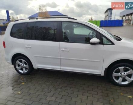 Білий Фольксваген Туран, об'ємом двигуна 1.4 л та пробігом 238 тис. км за 8800 $, фото 1 на Automoto.ua