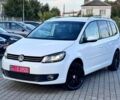 Білий Фольксваген Туран, об'ємом двигуна 2 л та пробігом 201 тис. км за 11700 $, фото 1 на Automoto.ua