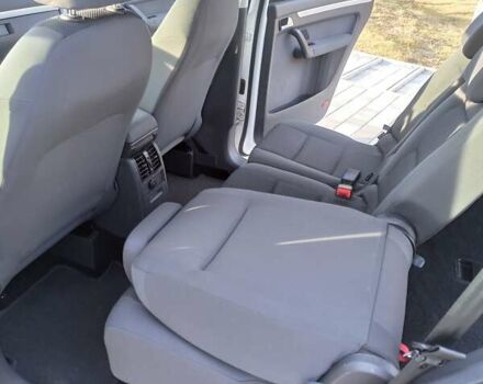 Белый Фольксваген Туран, объемом двигателя 1.39 л и пробегом 190 тыс. км за 9950 $, фото 23 на Automoto.ua