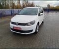 Белый Фольксваген Туран, объемом двигателя 1.4 л и пробегом 238 тыс. км за 8600 $, фото 2 на Automoto.ua