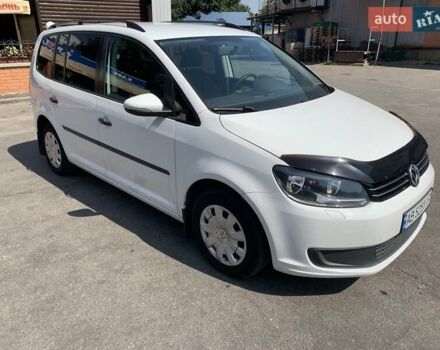 Білий Фольксваген Туран, об'ємом двигуна 1.6 л та пробігом 324 тис. км за 10000 $, фото 2 на Automoto.ua