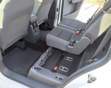 Белый Фольксваген Туран, объемом двигателя 1.39 л и пробегом 190 тыс. км за 9950 $, фото 25 на Automoto.ua