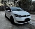 Белый Фольксваген Туран, объемом двигателя 1.4 л и пробегом 260 тыс. км за 6200 $, фото 1 на Automoto.ua