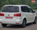 Белый Фольксваген Туран, объемом двигателя 1.4 л и пробегом 165 тыс. км за 9999 $, фото 7 на Automoto.ua