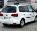Белый Фольксваген Туран, объемом двигателя 1.39 л и пробегом 190 тыс. км за 9950 $, фото 5 на Automoto.ua