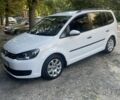Білий Фольксваген Туран, об'ємом двигуна 1.4 л та пробігом 198 тис. км за 9199 $, фото 1 на Automoto.ua