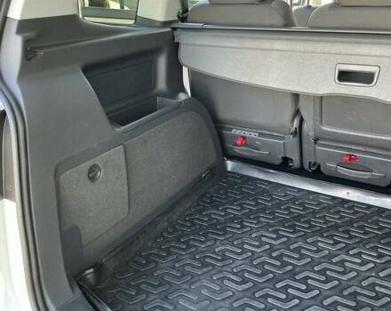 Белый Фольксваген Туран, объемом двигателя 1.4 л и пробегом 180 тыс. км за 9450 $, фото 28 на Automoto.ua