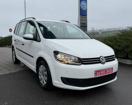 Белый Фольксваген Туран, объемом двигателя 1.39 л и пробегом 221 тыс. км за 9499 $, фото 1 на Automoto.ua