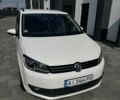 Білий Фольксваген Туран, об'ємом двигуна 2 л та пробігом 316 тис. км за 11000 $, фото 1 на Automoto.ua