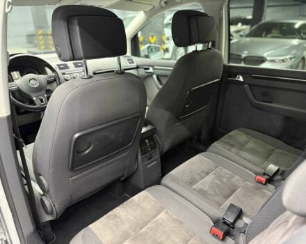 Белый Фольксваген Туран, объемом двигателя 2 л и пробегом 241 тыс. км за 12300 $, фото 14 на Automoto.ua