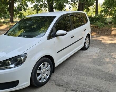 Белый Фольксваген Туран, объемом двигателя 1.6 л и пробегом 240 тыс. км за 9700 $, фото 7 на Automoto.ua