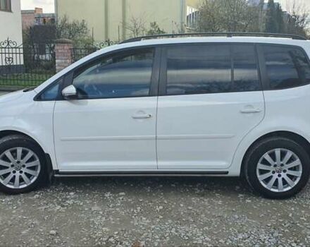 Білий Фольксваген Туран, об'ємом двигуна 1.6 л та пробігом 270 тис. км за 9450 $, фото 20 на Automoto.ua