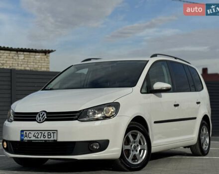 Білий Фольксваген Туран, об'ємом двигуна 1.6 л та пробігом 264 тис. км за 9650 $, фото 2 на Automoto.ua