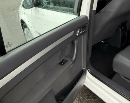 Белый Фольксваген Туран, объемом двигателя 1.39 л и пробегом 221 тыс. км за 9499 $, фото 25 на Automoto.ua