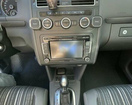 Белый Фольксваген Туран, объемом двигателя 1.4 л и пробегом 180 тыс. км за 9450 $, фото 35 на Automoto.ua