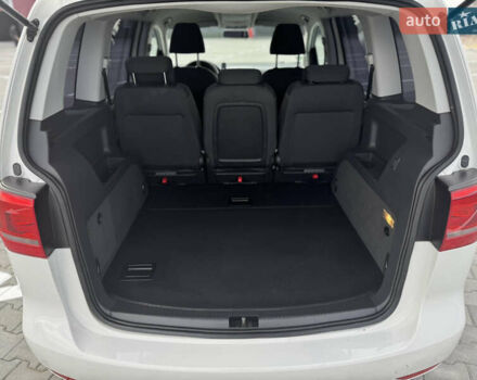 Білий Фольксваген Туран, об'ємом двигуна 1.6 л та пробігом 264 тис. км за 9650 $, фото 24 на Automoto.ua