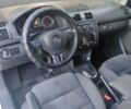 Білий Фольксваген Туран, об'ємом двигуна 1.97 л та пробігом 340 тис. км за 11000 $, фото 5 на Automoto.ua