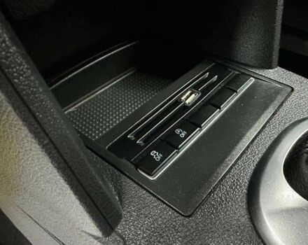 Белый Фольксваген Туран, объемом двигателя 1.6 л и пробегом 188 тыс. км за 12500 $, фото 14 на Automoto.ua