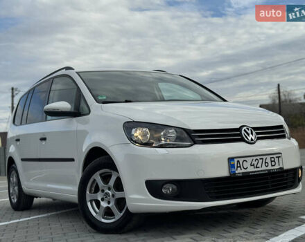 Білий Фольксваген Туран, об'ємом двигуна 1.6 л та пробігом 264 тис. км за 9650 $, фото 10 на Automoto.ua