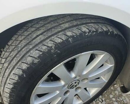 Білий Фольксваген Туран, об'ємом двигуна 1.6 л та пробігом 270 тис. км за 9450 $, фото 27 на Automoto.ua