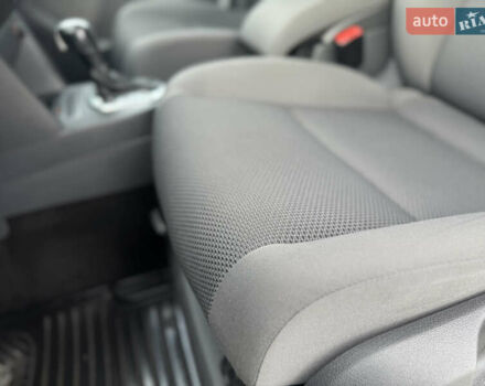 Білий Фольксваген Туран, об'ємом двигуна 1.6 л та пробігом 264 тис. км за 9650 $, фото 17 на Automoto.ua