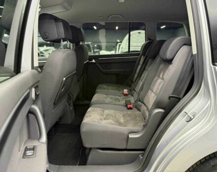 Белый Фольксваген Туран, объемом двигателя 2 л и пробегом 241 тыс. км за 12300 $, фото 15 на Automoto.ua