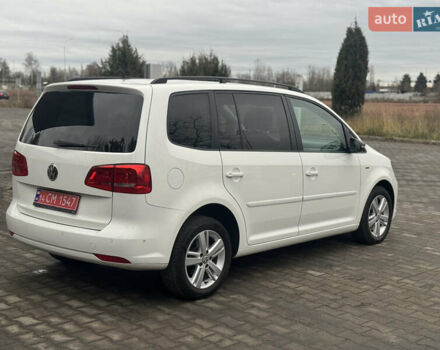 Білий Фольксваген Туран, об'ємом двигуна 2 л та пробігом 251 тис. км за 12300 $, фото 5 на Automoto.ua