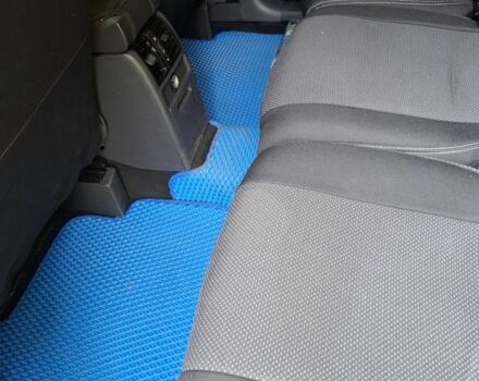 Белый Фольксваген Туран, объемом двигателя 1.6 л и пробегом 240 тыс. км за 9700 $, фото 10 на Automoto.ua