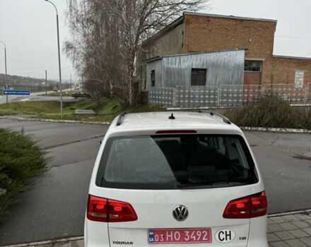 Белый Фольксваген Туран, объемом двигателя 1.39 л и пробегом 221 тыс. км за 9499 $, фото 13 на Automoto.ua