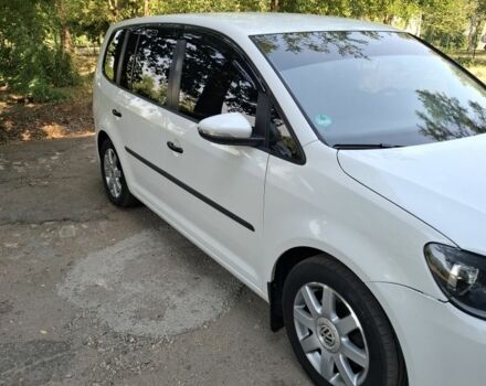 Белый Фольксваген Туран, объемом двигателя 1.6 л и пробегом 240 тыс. км за 9700 $, фото 6 на Automoto.ua