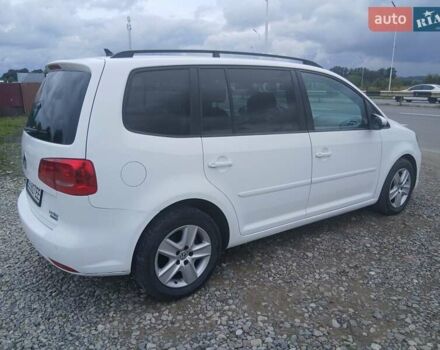 Белый Фольксваген Туран, объемом двигателя 1.97 л и пробегом 350 тыс. км за 8550 $, фото 6 на Automoto.ua