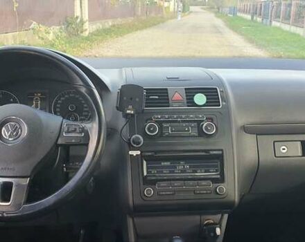 Білий Фольксваген Туран, об'ємом двигуна 1.6 л та пробігом 270 тис. км за 9450 $, фото 39 на Automoto.ua