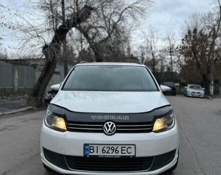 Белый Фольксваген Туран, объемом двигателя 1.6 л и пробегом 284 тыс. км за 9350 $, фото 7 на Automoto.ua